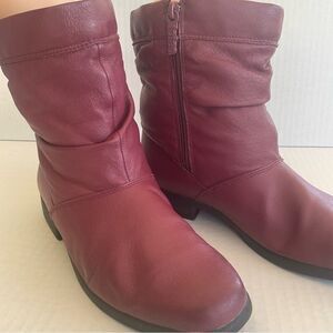 Totes Weather Protector Women's Boots Size 7.5M Burgundy Faux Leather